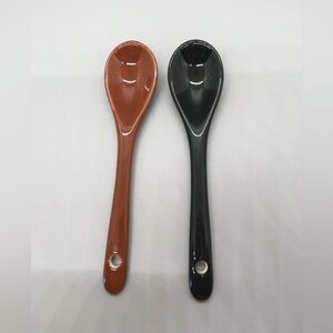Set of Two Ceramic Spoons Black and Brown